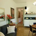 Residenza Laurum Oda ve Kahvaltı Mandello del Lario