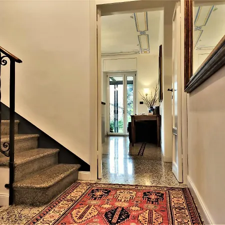 Alojamento de Acomodação e Pequeno-almoço Residenza Laurum 4*