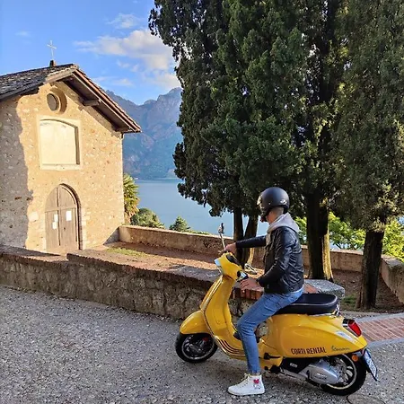 Bed & Breakfast Residenza Laurum 4*