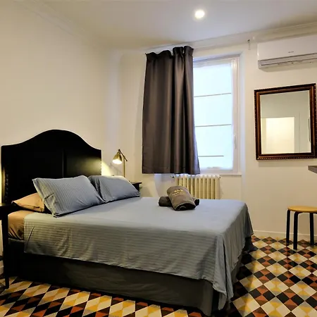 ベッド・アンド・ブレックファスト Residenza Laurum *
