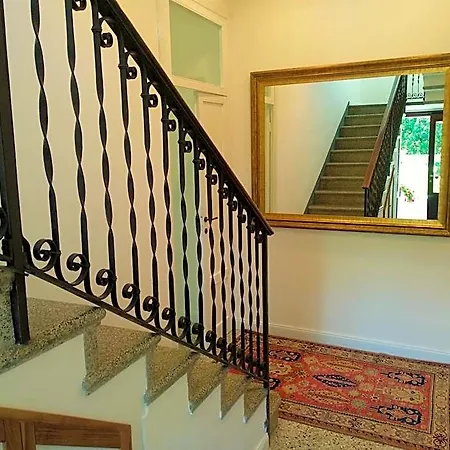Panzió Residenza Laurum Mandello del Lario