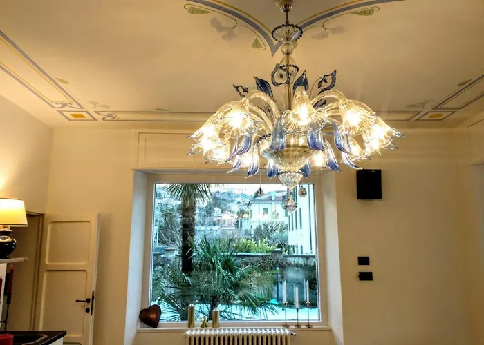 Residenza Laurum Bed and breakfast Mandello del Lario