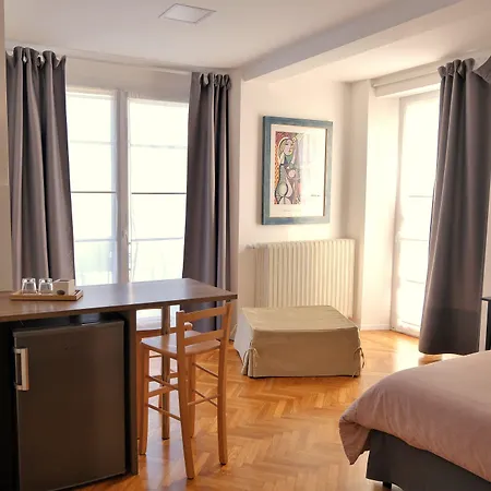 Residenza Laurum 4*